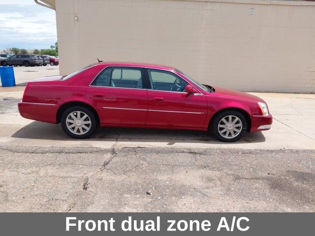 Used 2008 Cadillac DTS FWD image 3