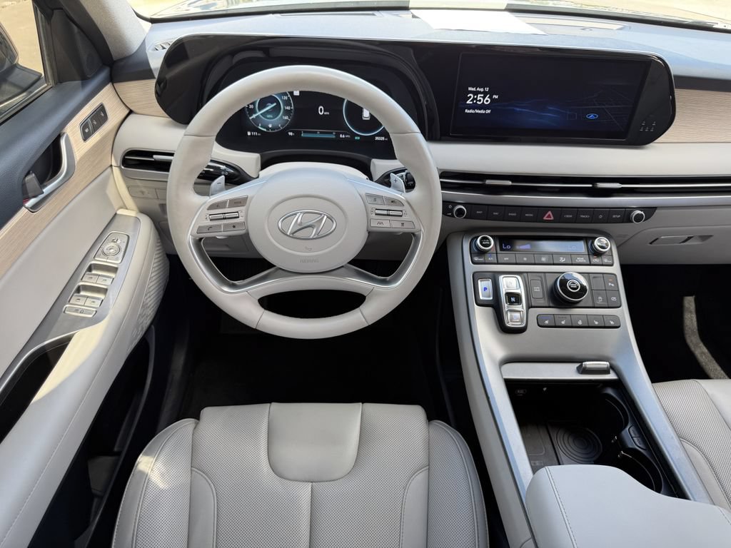 Used 2023 Hyundai Palisade Limited FWD image 18