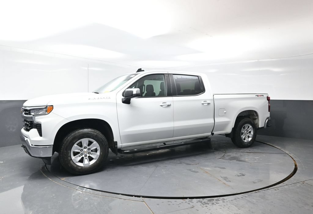 Used 2025 Chevrolet Silverado 1500 LT w/ Work Truck Package AWD/4WD image 10
