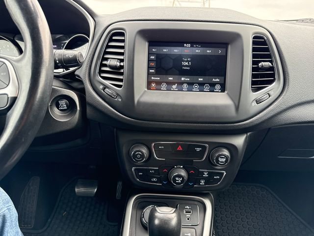 Used 2019 Jeep Compass Latitude w/ Cold Weather Group image 28