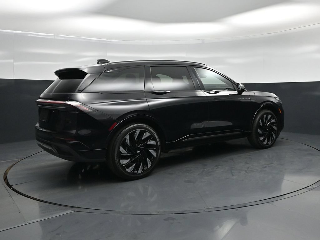 Used 2024 Lincoln Nautilus Reserve w/ Equipment Group 202A AWD/4WD image 22