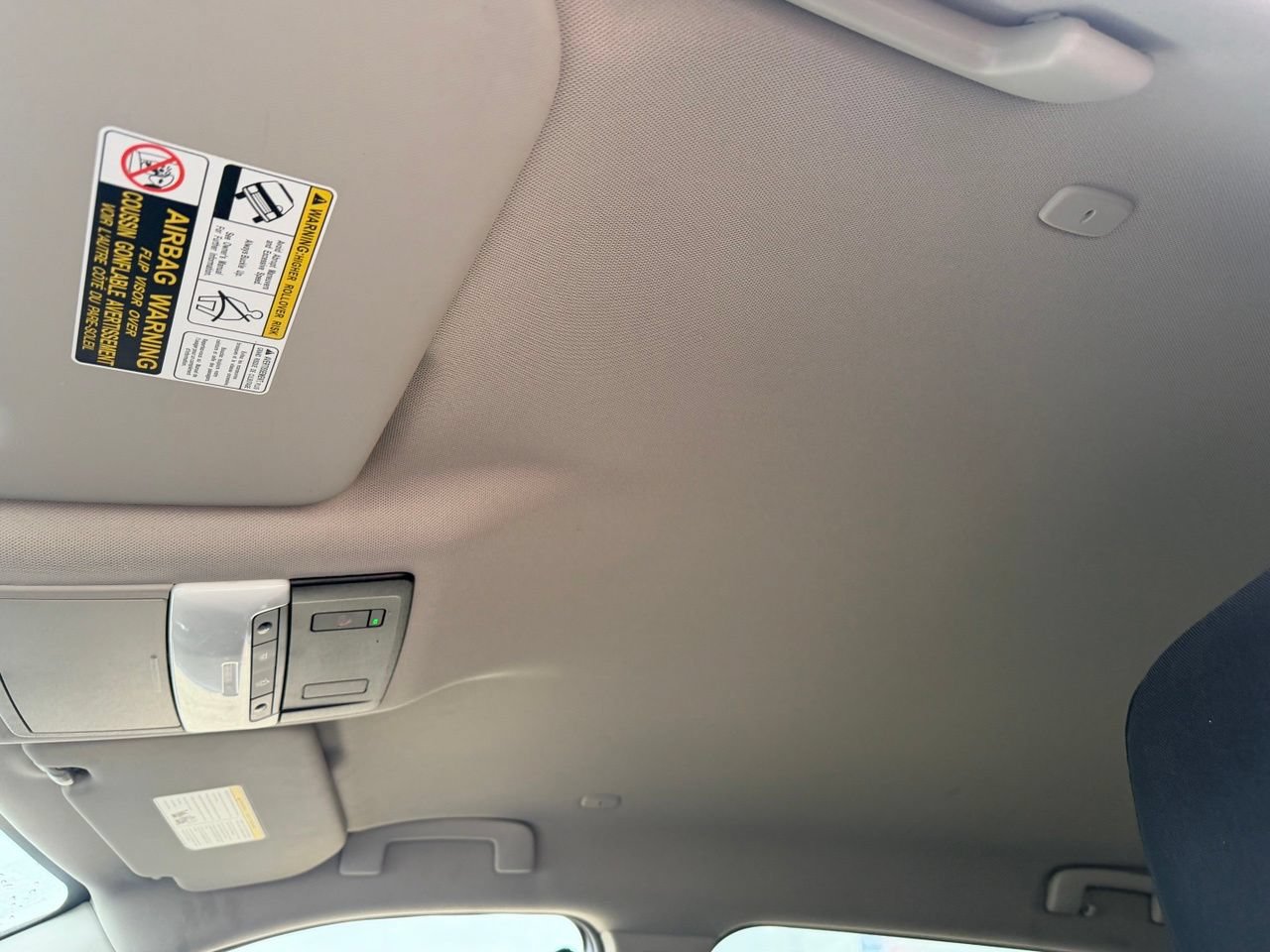 Used 2023 Nissan Rogue SV FWD image 31
