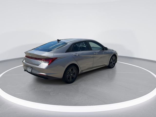 Used 2023 Hyundai Elantra Blue FWD image 7
