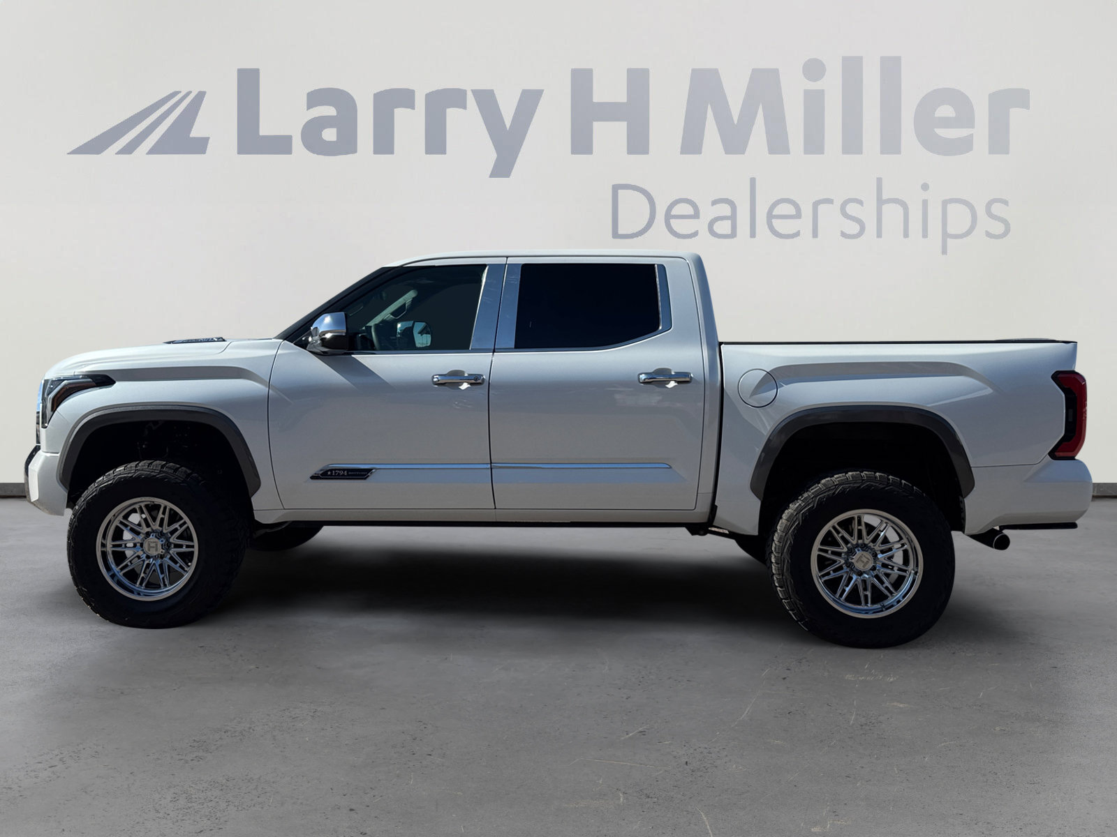 Used 2023 Toyota Tundra 1794 Edition w/ Advanced Package AWD/4WD image 2