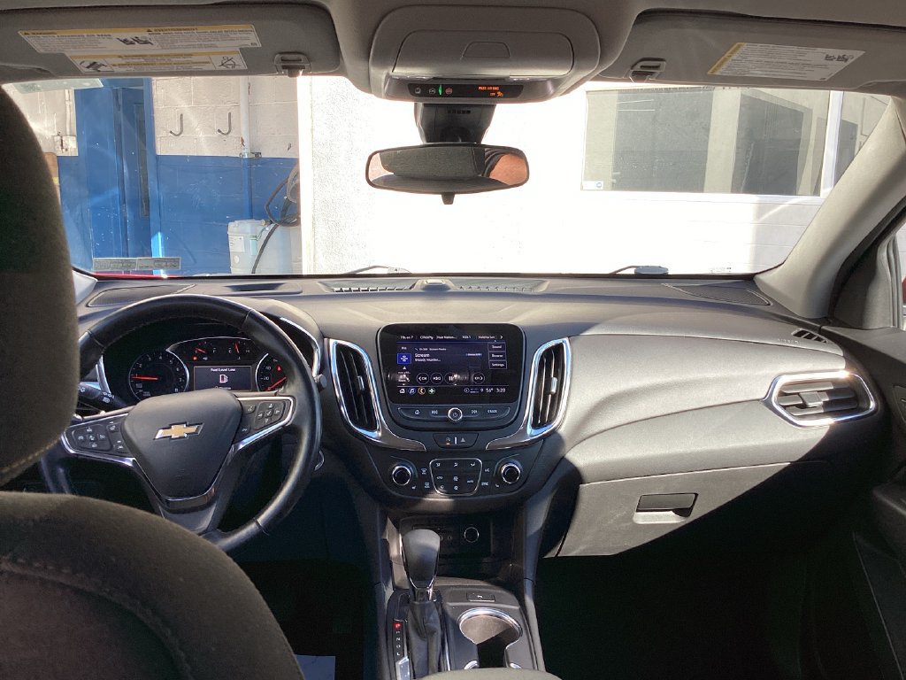 Used 2024 Chevrolet Equinox LT AWD/4WD image 25
