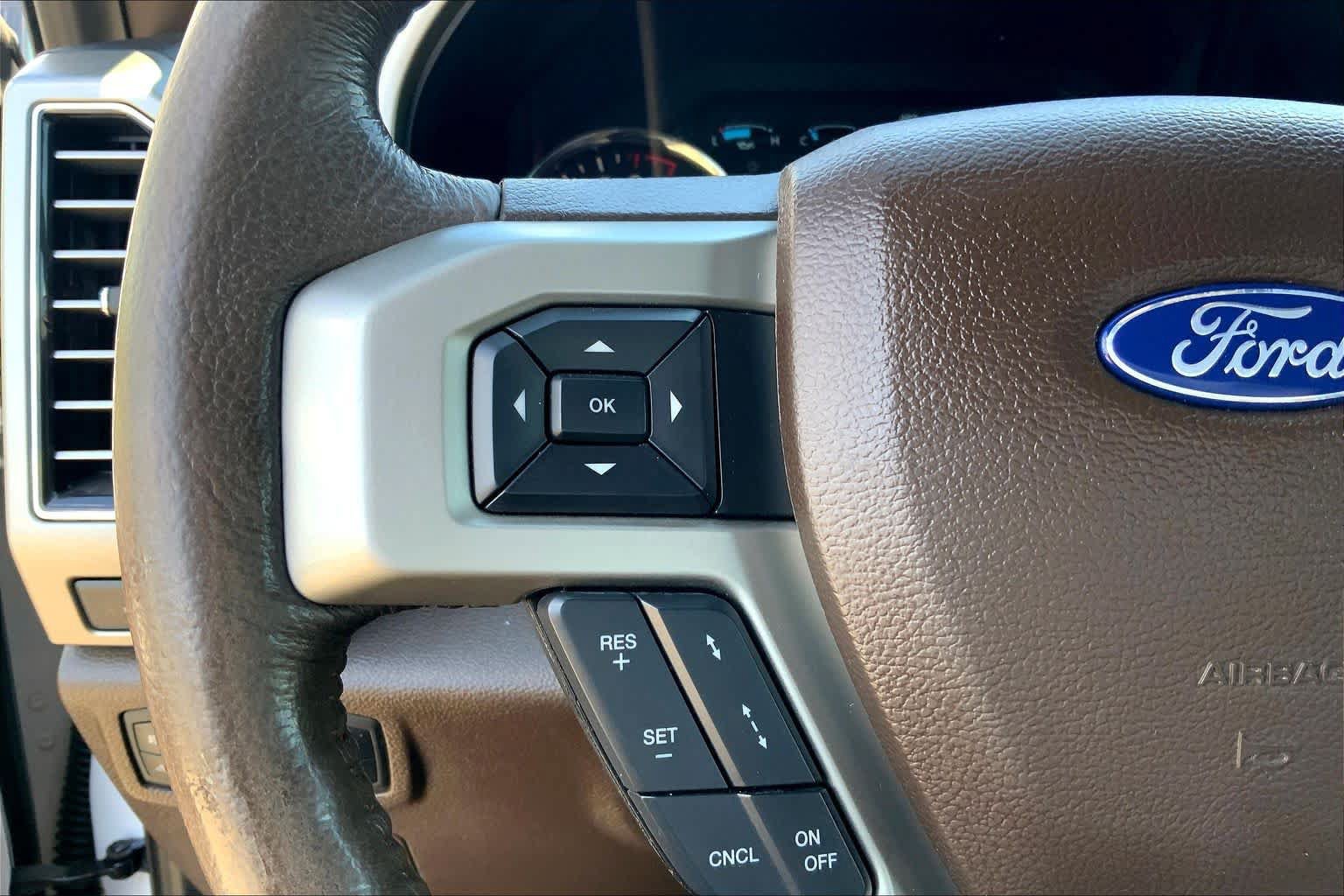 Used 2019 Ford F150 King Ranch w/ Equipment Group 601A Luxury AWD/4WD image 23
