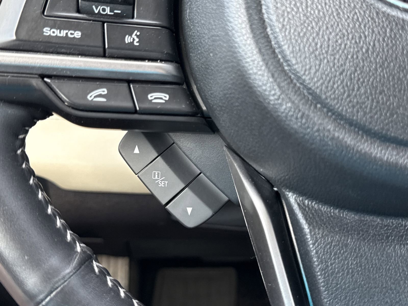 Used 2019 Subaru Ascent Touring AWD/4WD image 17