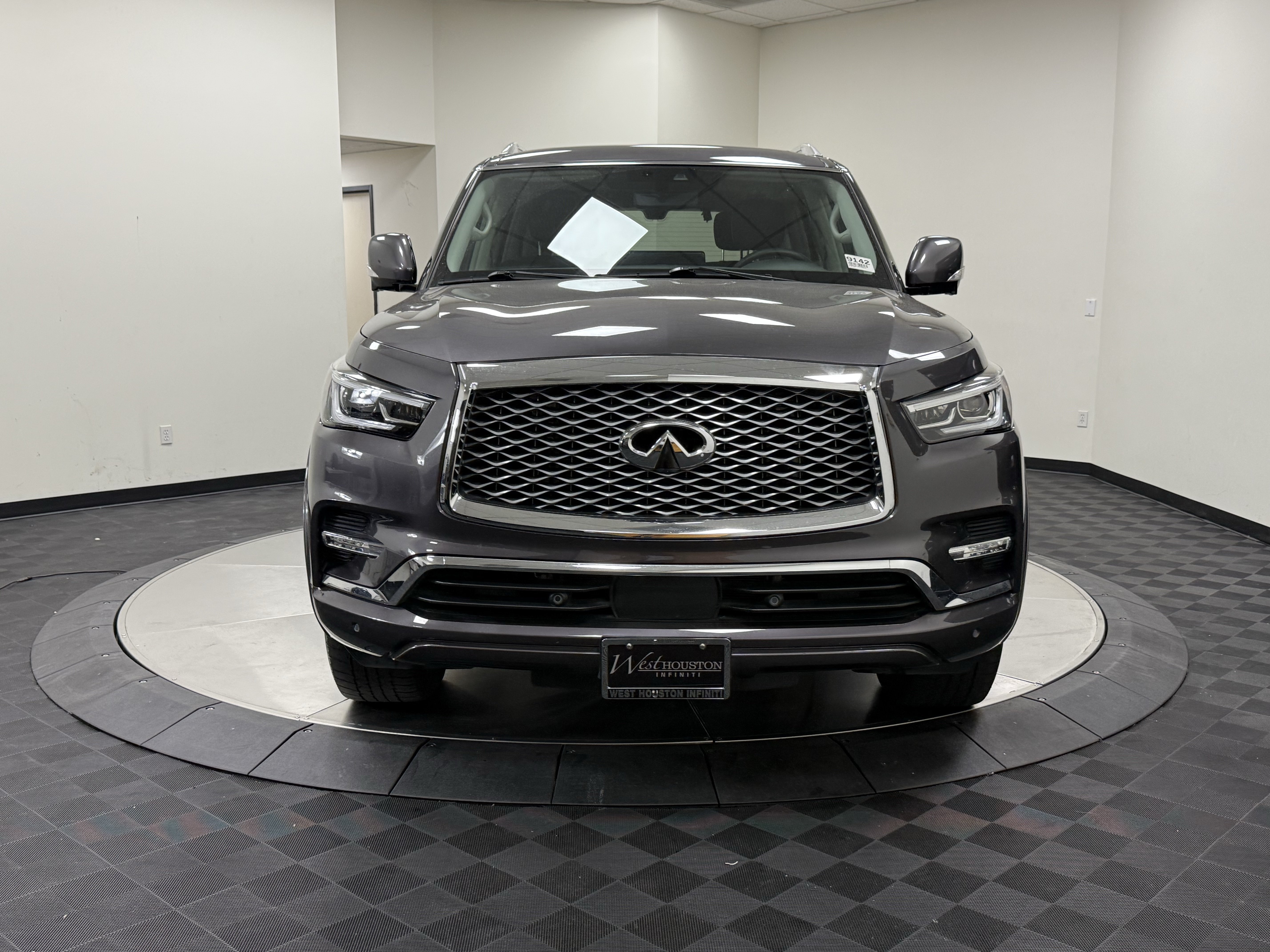 Certified 2023 INFINITI QX80 Luxe w/ Cargo Package RWD image 2
