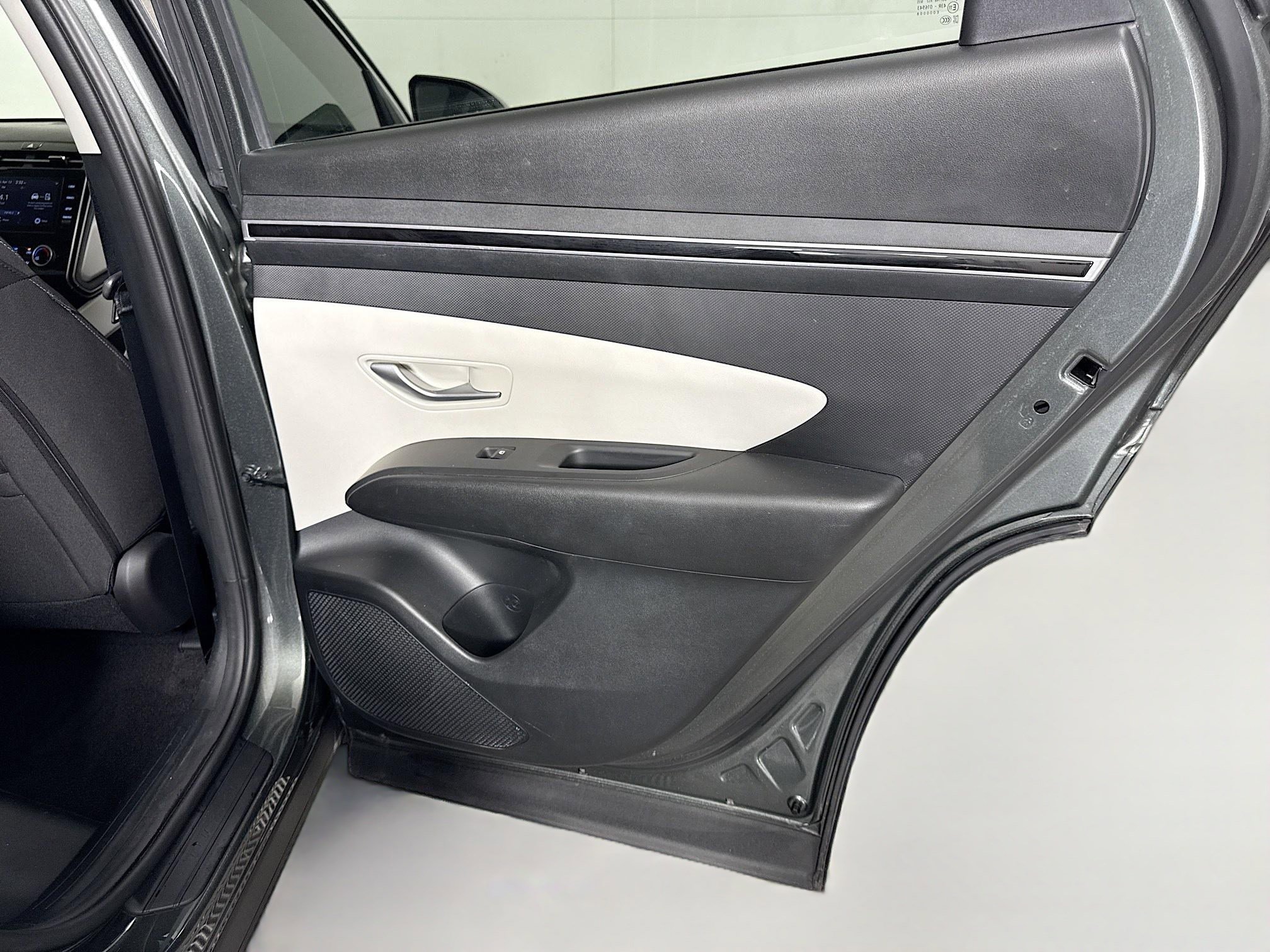 Used 2023 Hyundai Tucson SEL FWD image 28