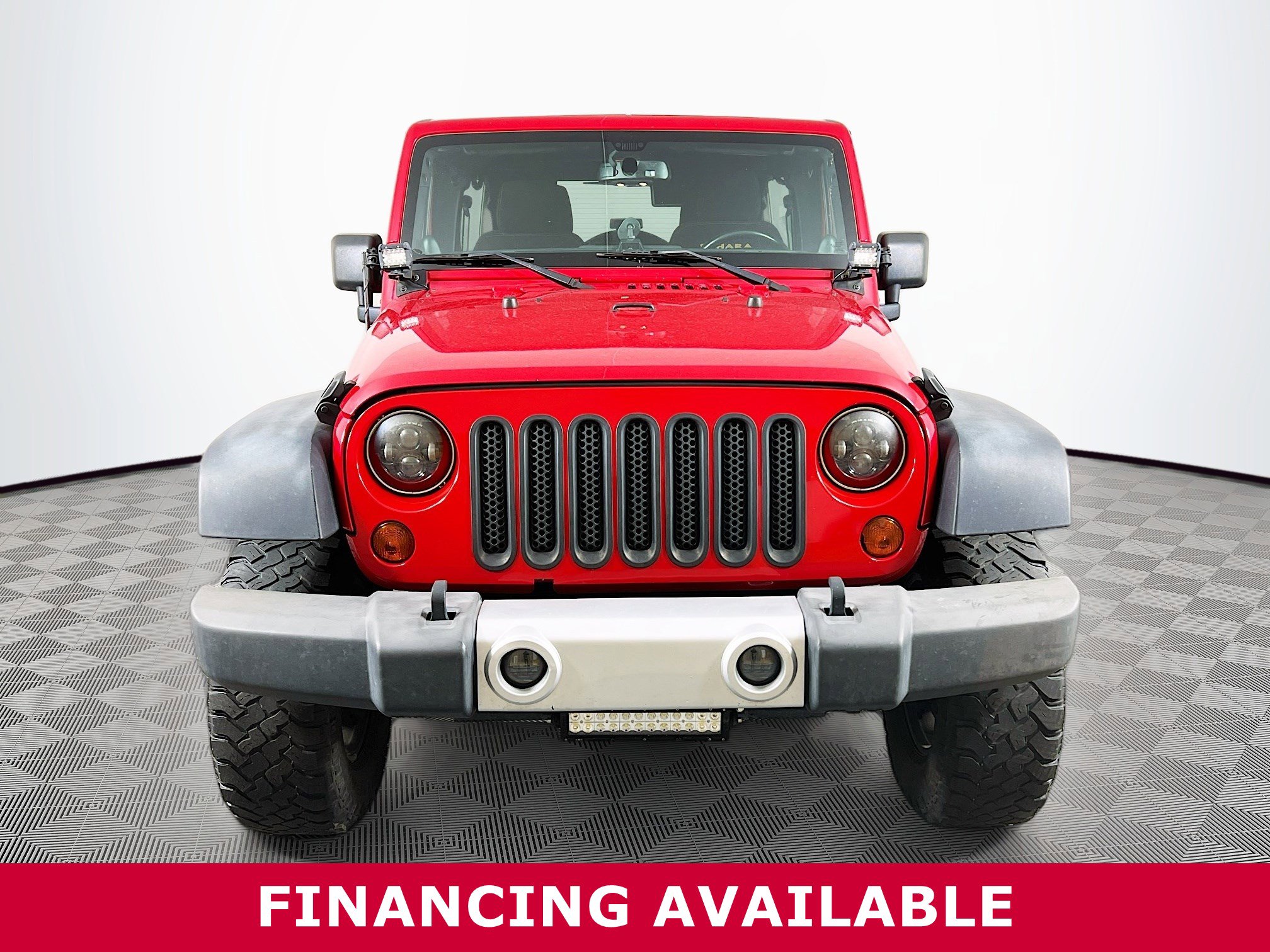 Used 2013 Jeep Wrangler Unlimited Sahara w/ Connectivity Group image 23