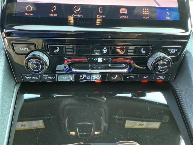 New 2025 Jeep Grand Cherokee L Limited w/ Black Appearance Package image 28