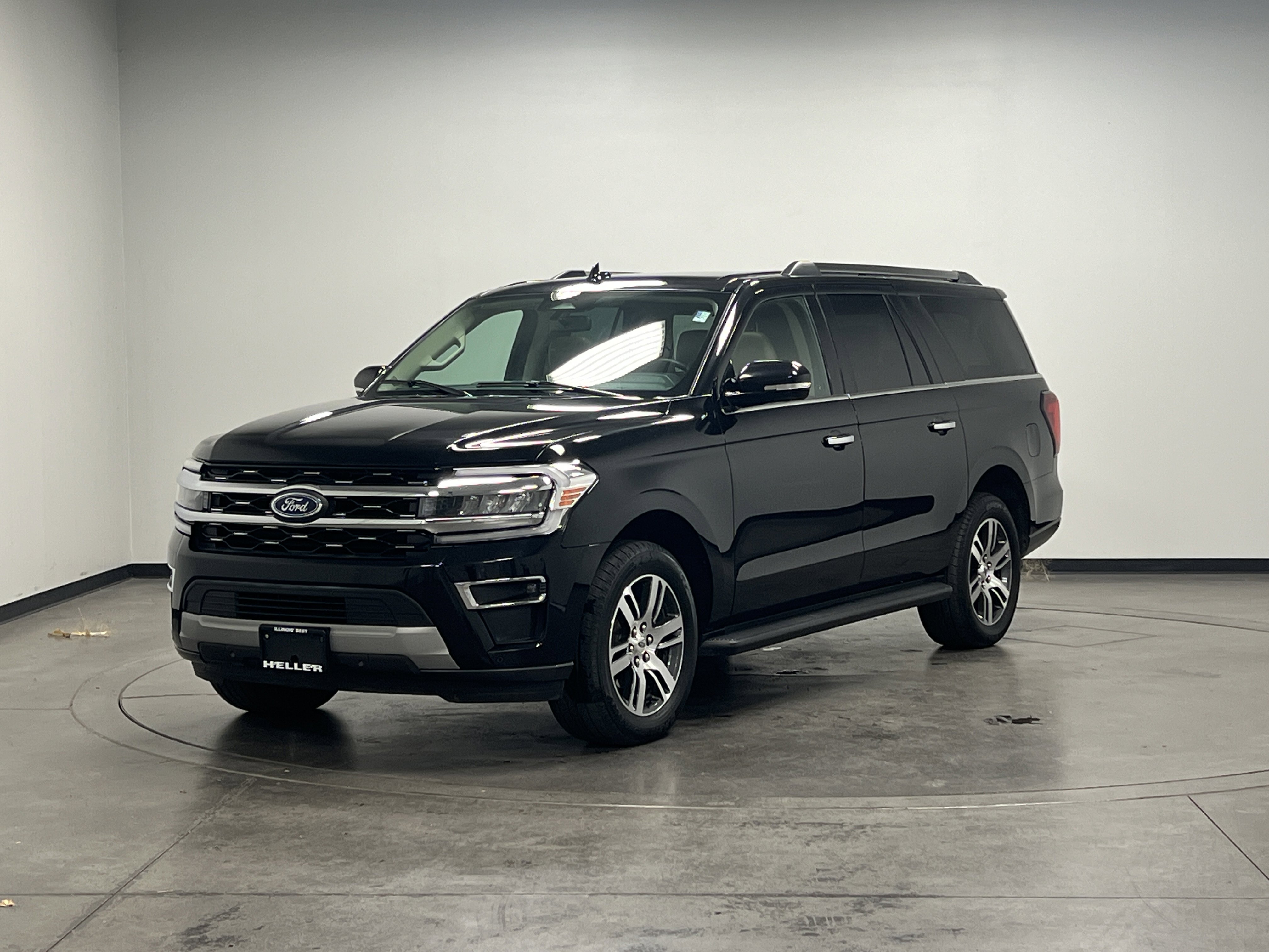 Used 2024 Ford Expedition Max Limited image 4