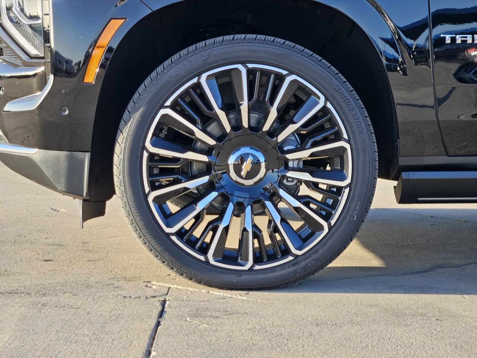 New 2026 Chevrolet Tahoe High Country AWD/4WD image 7