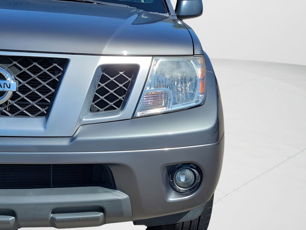 Used 2021 Nissan Frontier SV image 10
