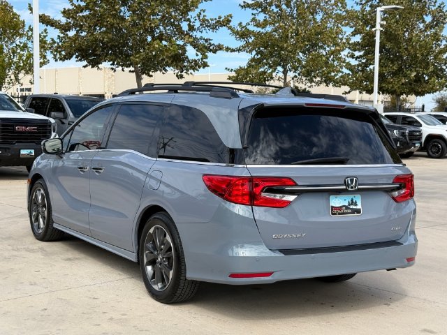 Used 2023 Honda Odyssey Elite image 9
