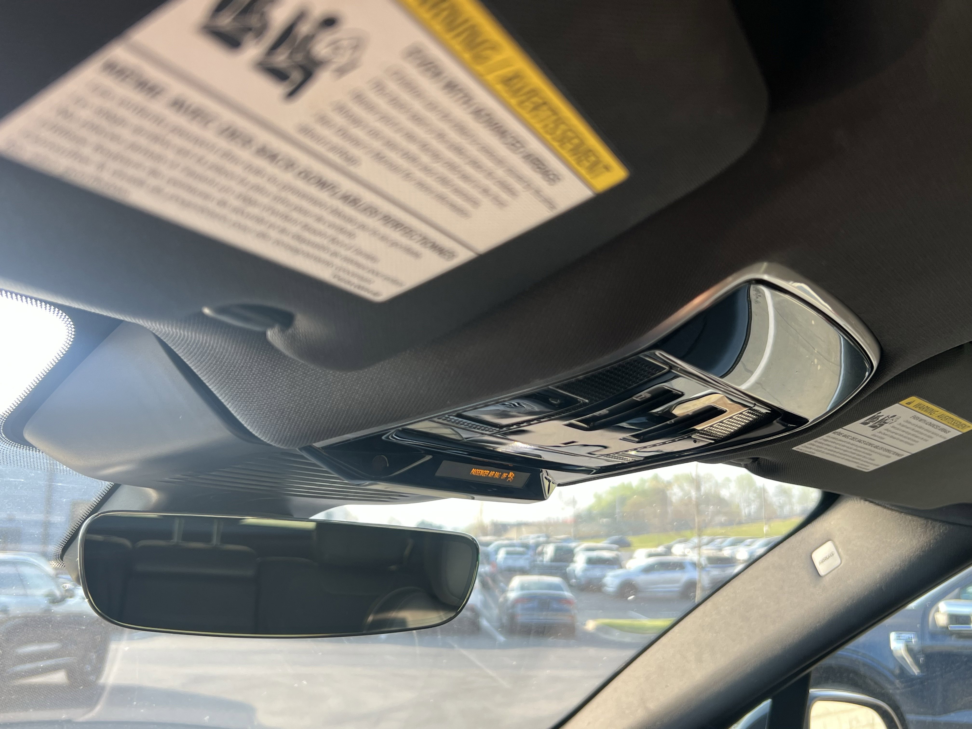 Used 2023 Land Rover Range Rover Sport SE Dynamic image 18