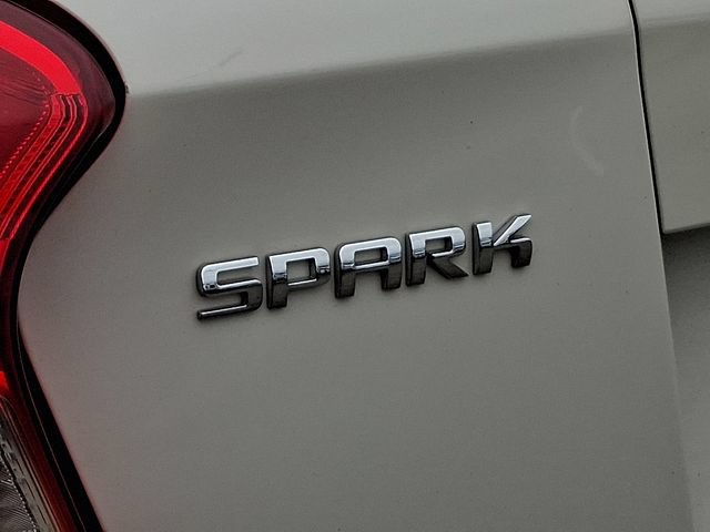 Used 2018 Chevrolet Spark LS FWD image 28