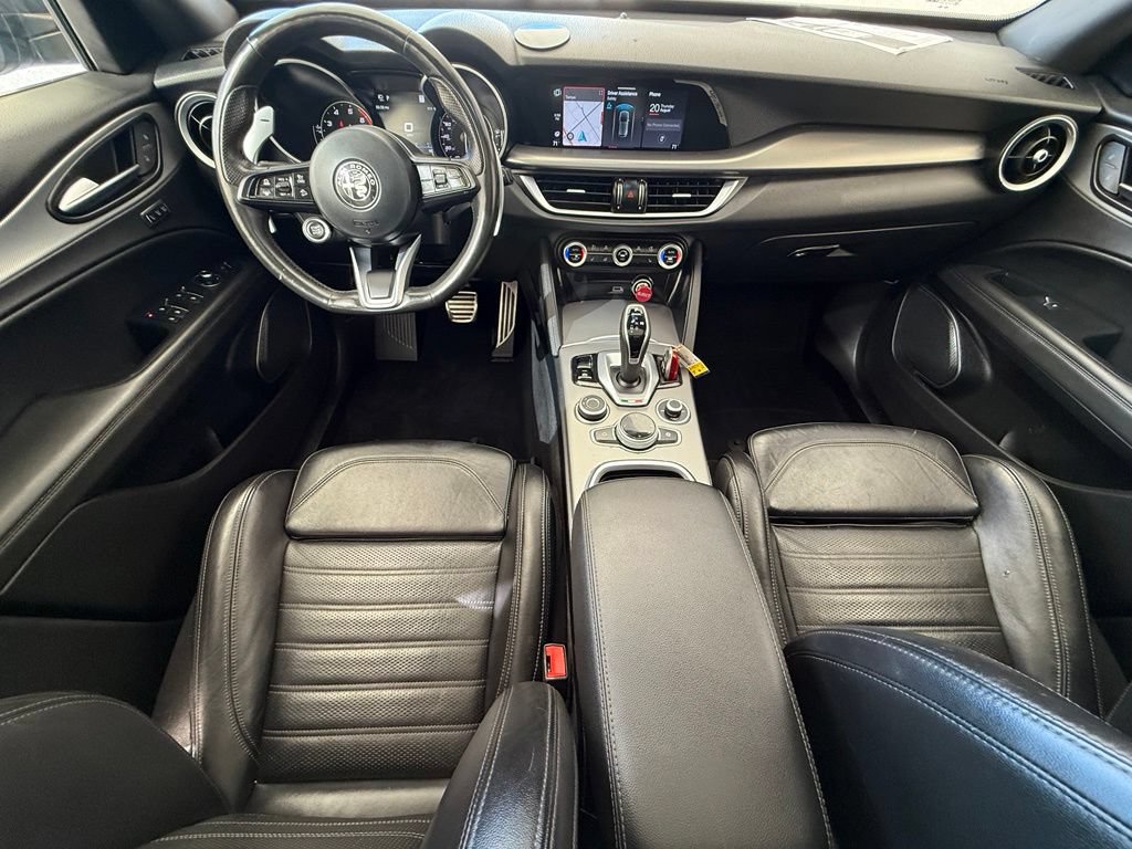 Used 2023 Alfa Romeo Stelvio Veloce AWD/4WD image 27