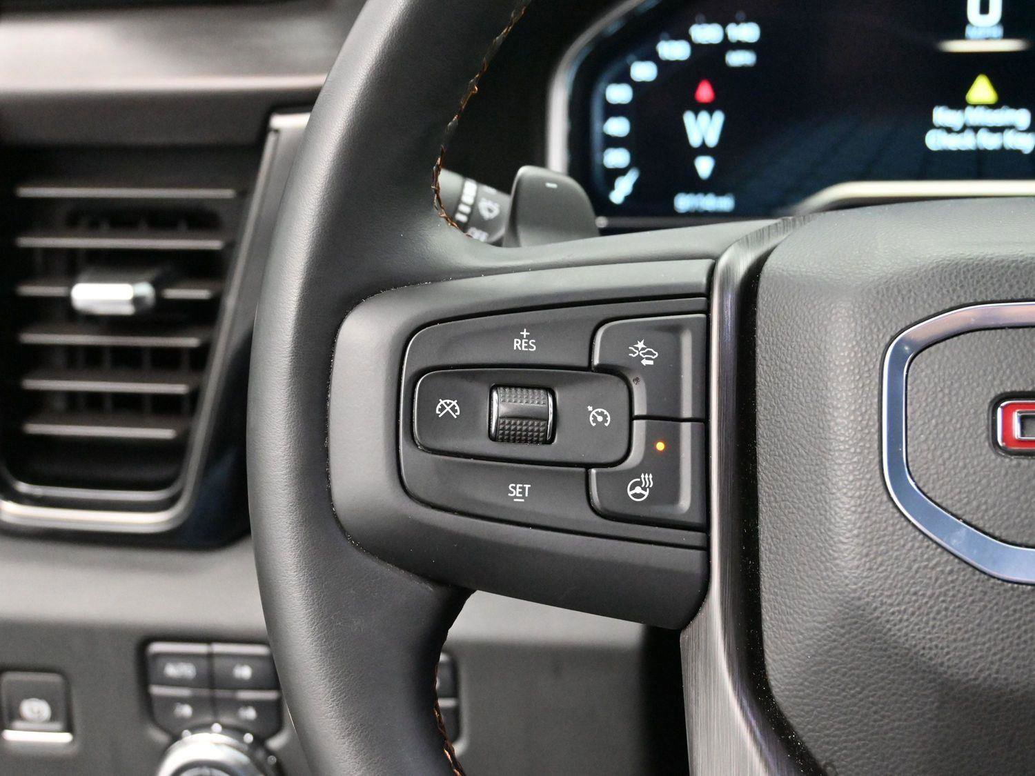 Used 2024 GMC Sierra 1500 AT4 w/ Technology Package image 19