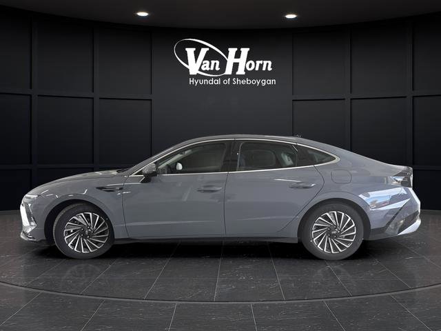 New 2025 Hyundai Sonata Limited image 13