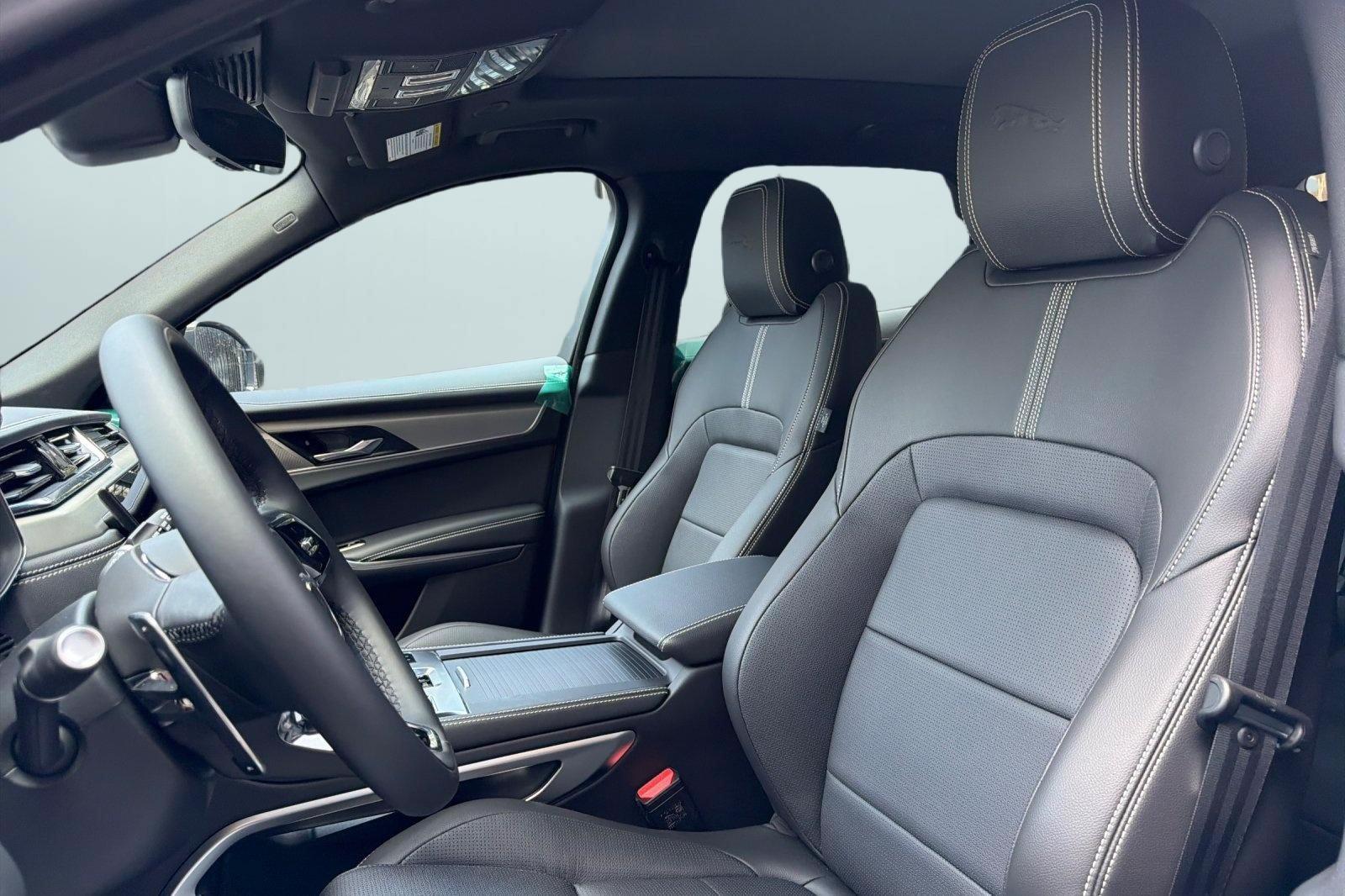 New 2026 Jaguar F-PACE R-Dynamic S AWD/4WD image 25