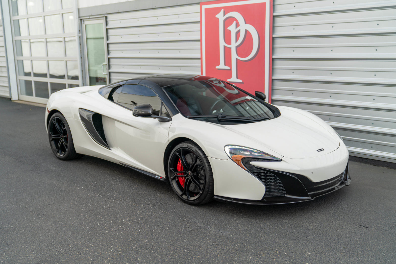 Used 2016 McLaren 650S Spider RWD image 60