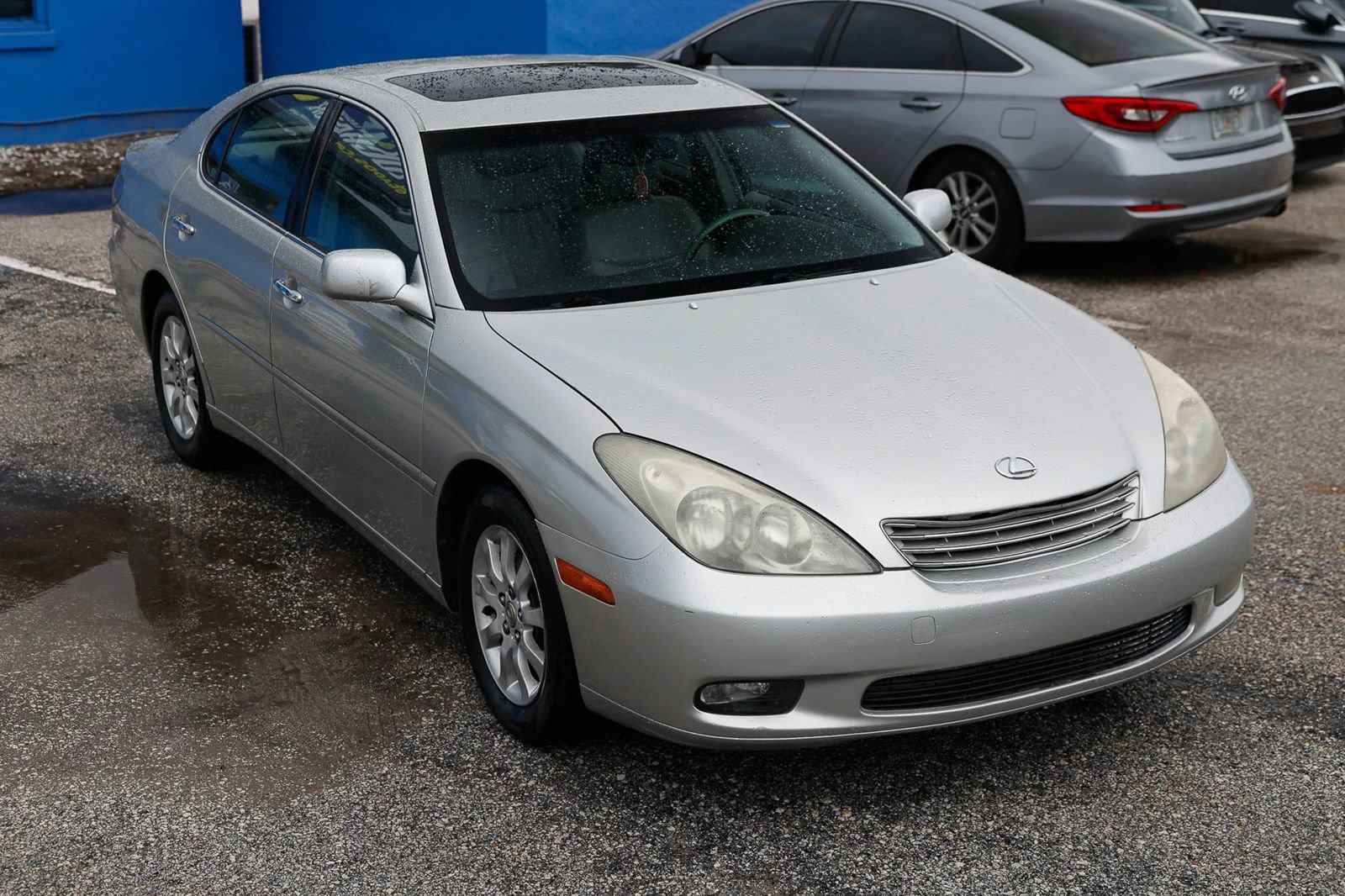 Used 2004 Lexus ES 330 w/ Premium Pkg FWD image 8
