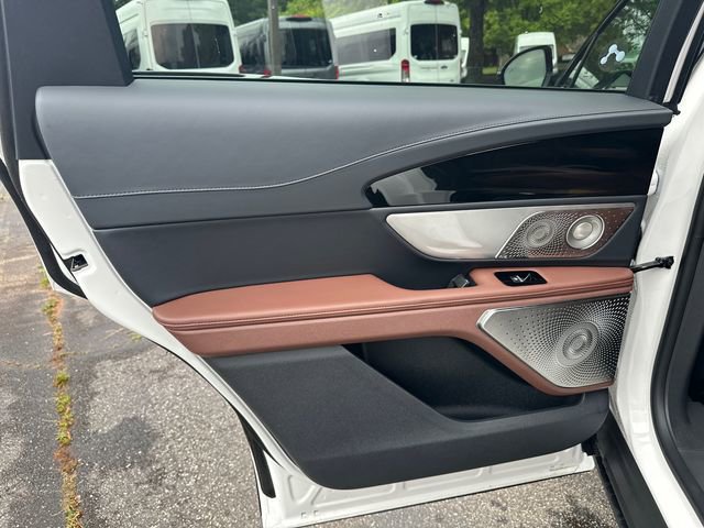 New 2026 Lincoln Nautilus Reserve AWD/4WD image 21