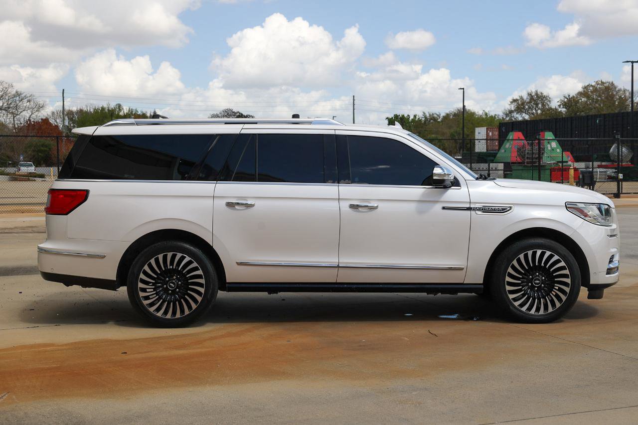 Used 2018 Lincoln Navigator L Black Label image 15