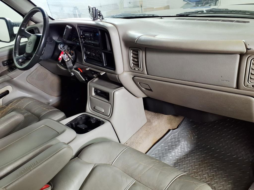 Used 2001 Chevrolet Silverado 3500 LT w/ Off-Road Skid Plate Pkg AWD/4WD image 13