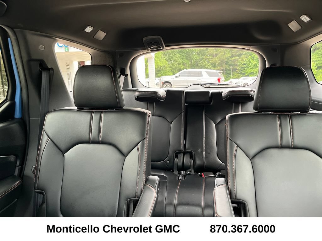 Used 2025 Honda Pilot TrailSport image 25