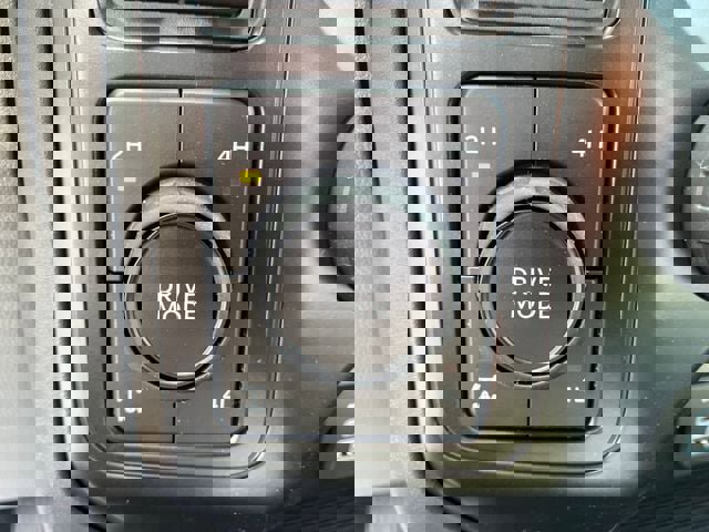 New 2025 Ford F350 XLT w/ 360-Degree Camera Package image 25