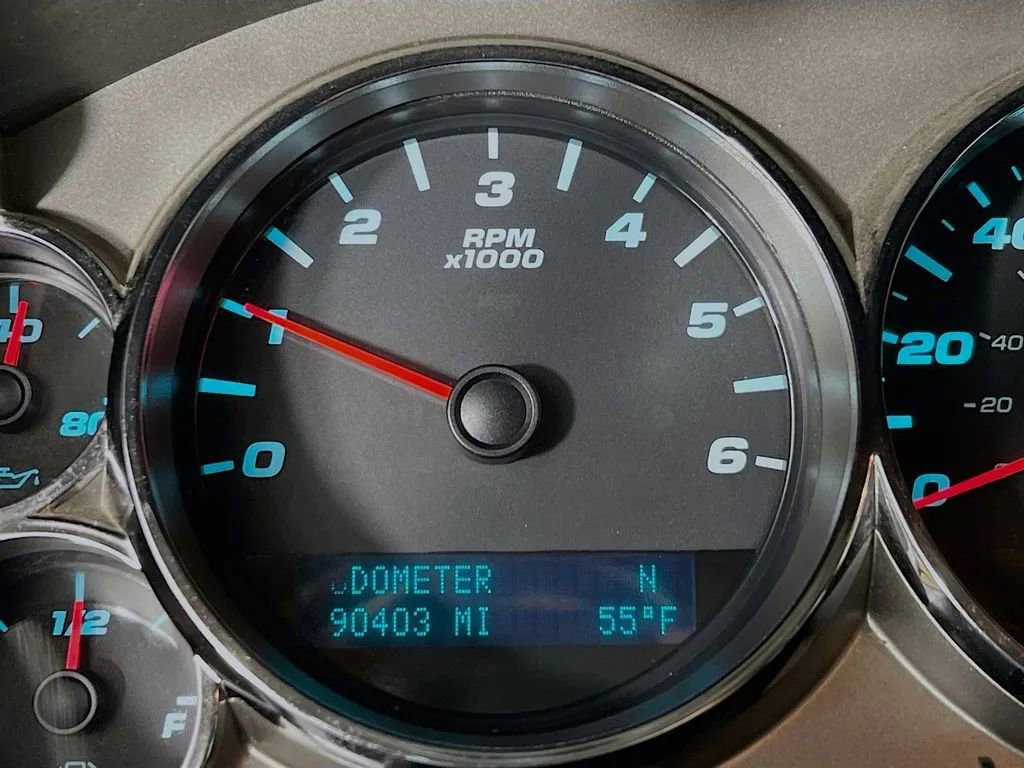 Used 2010 Chevrolet Silverado 1500 LT image 13