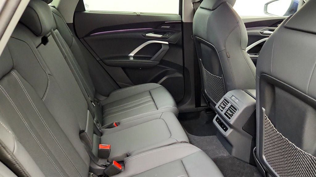 Used 2025 Audi Q5 Prestige AWD/4WD image 24