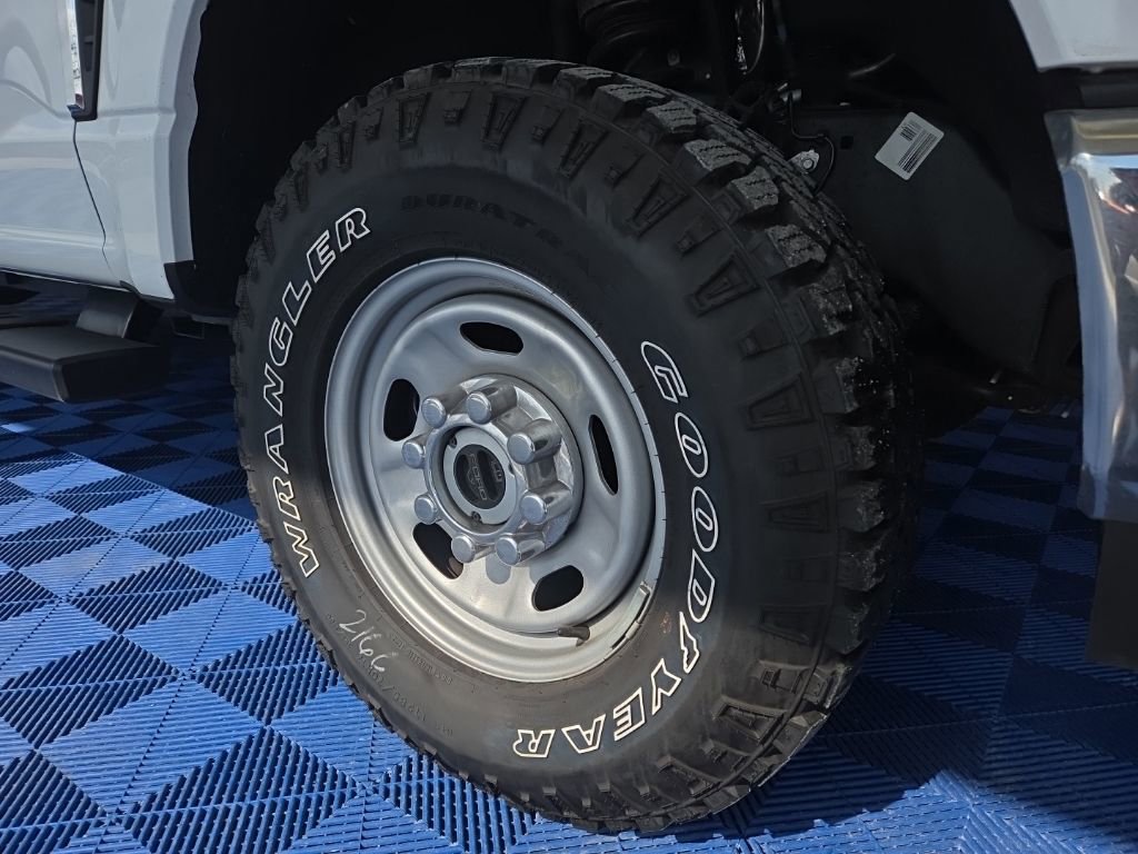 Used 2024 Ford F250 XL w/ 360-Degree Camera Package image 25