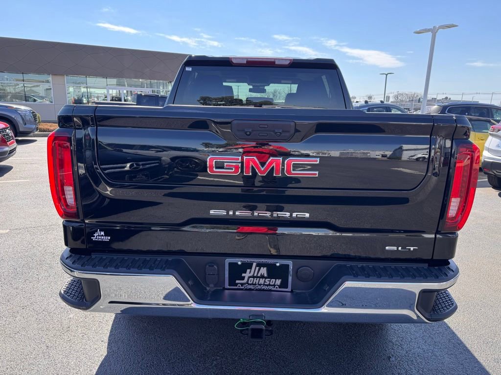 Used 2025 GMC Sierra 1500 SLT image 4