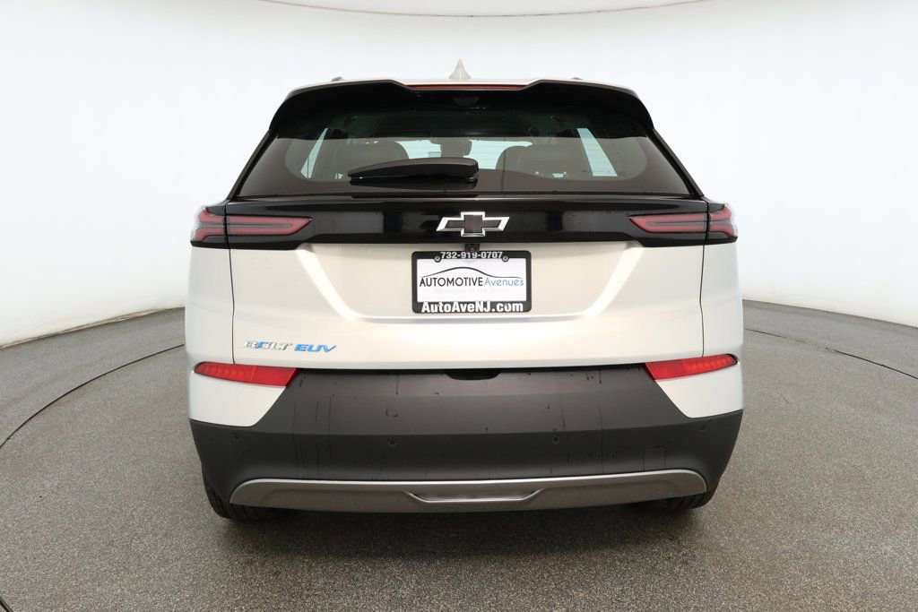 Used 2023 Chevrolet Bolt EUV Premier image 5