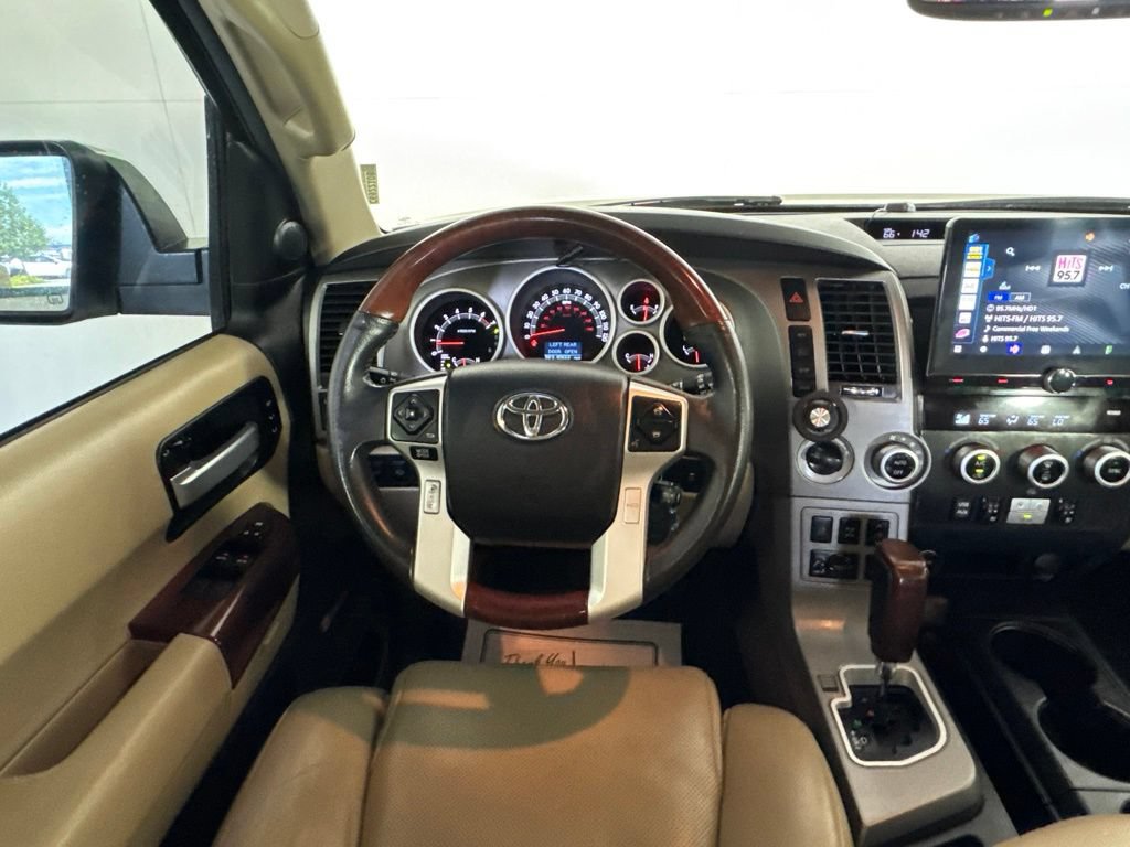 Used 2017 Toyota Sequoia Platinum AWD/4WD image 41
