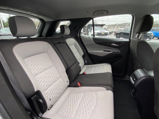 Used 2020 Chevrolet Equinox LS image 23