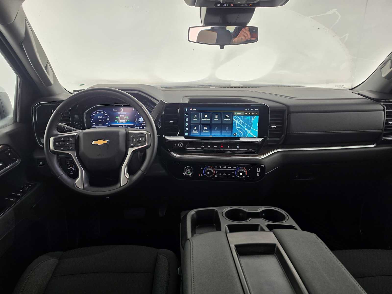 Used 2024 Chevrolet Silverado 1500 LT AWD/4WD image 19