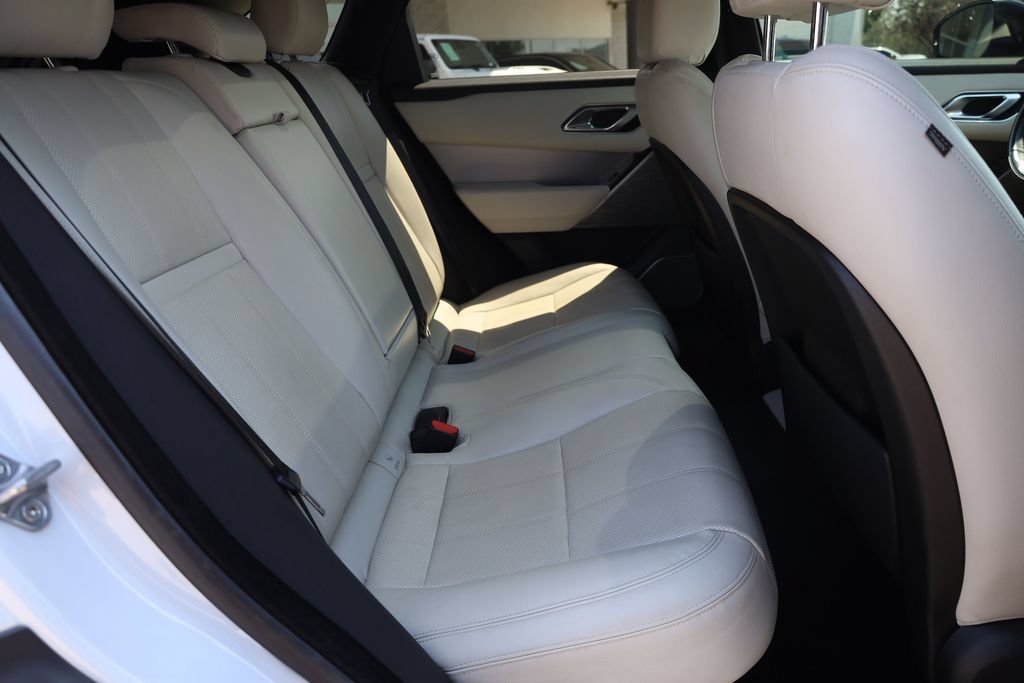 Used 2018 Land Rover Range Rover Velar R-Dynamic SE AWD/4WD image 17