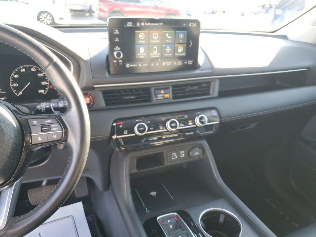 Certified 2023 Honda Pilot Touring image 15