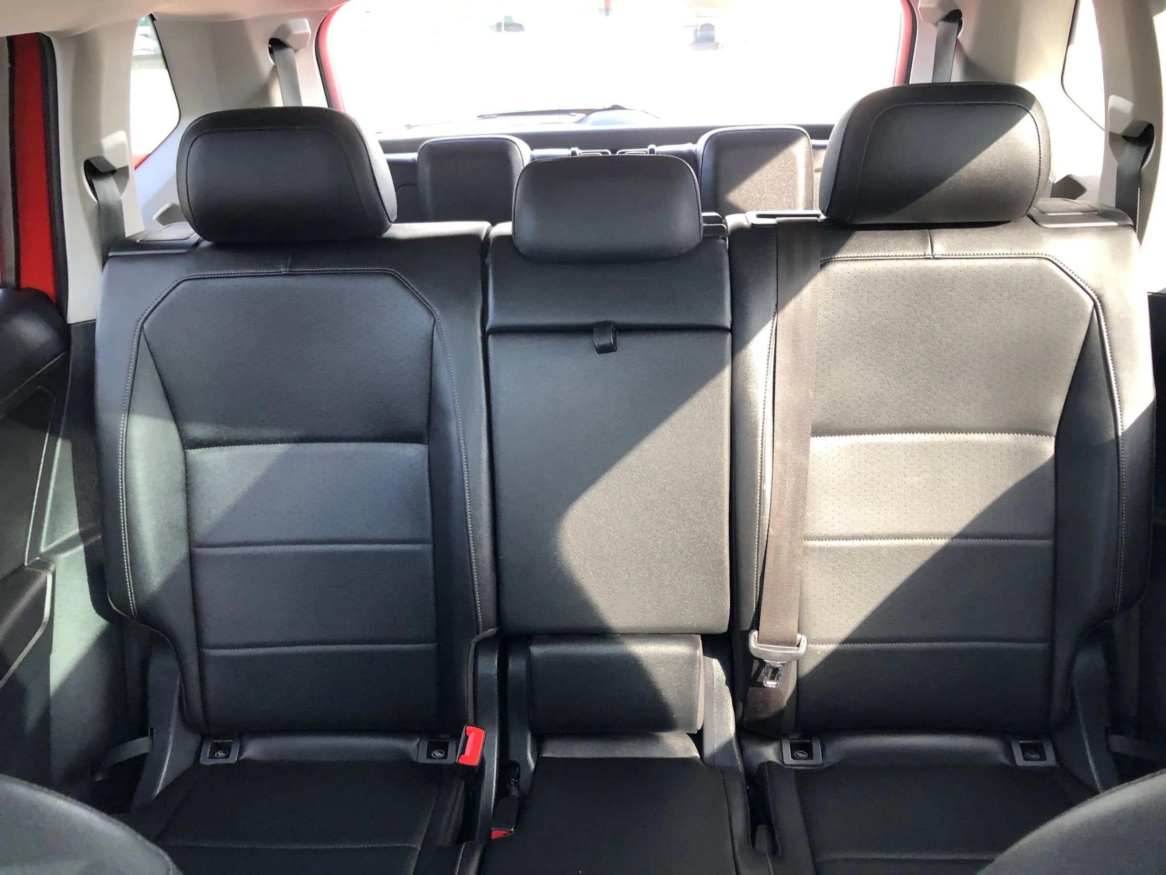 Used 2019 Volkswagen Tiguan SEL image 58