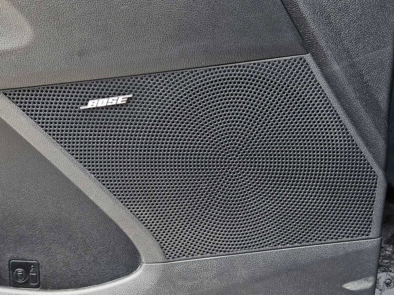 Certified 2025 Kia Sorento SX Prestige w/ Sage Leather Package image 32