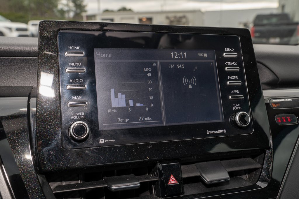 Used 2021 Toyota Camry SE image 12