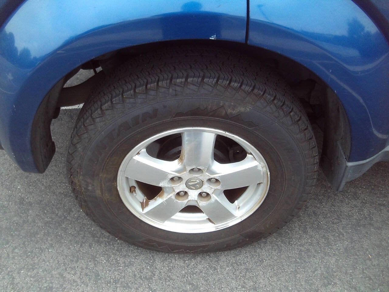 Used 2009 Dodge Nitro SE image 25