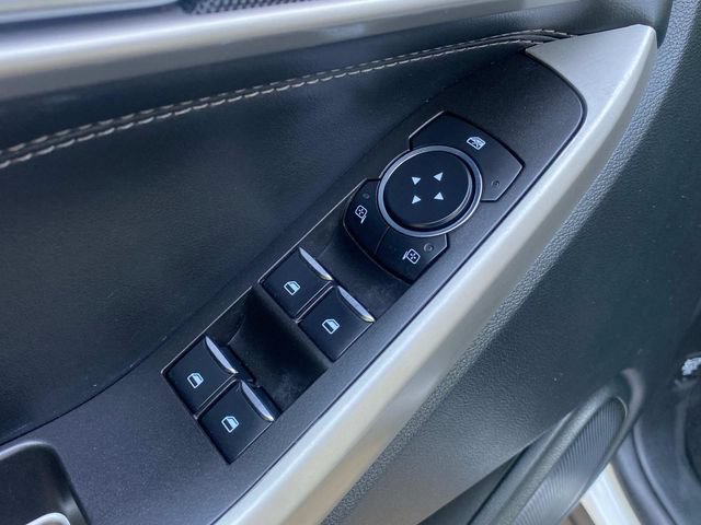 Used 2023 Ford Explorer XLT w/ Equipment Group 202A RWD image 13