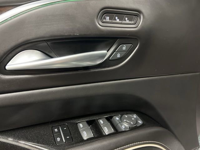 Certified 2024 Cadillac Escalade ESV Sport Platinum w/ LPO, Floor Liner Package AWD/4WD image 9