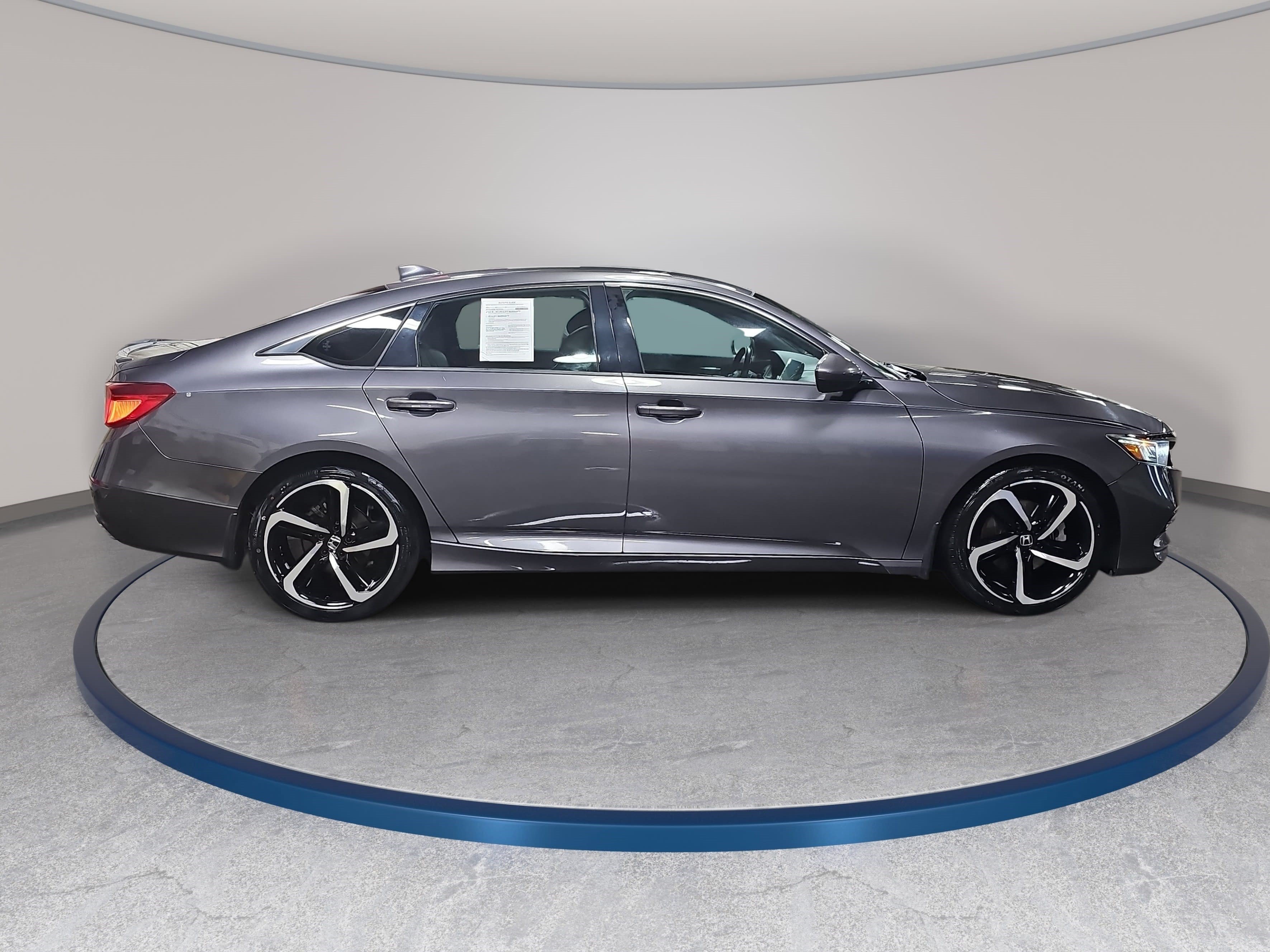 Used 2019 Honda Accord Sport image 4