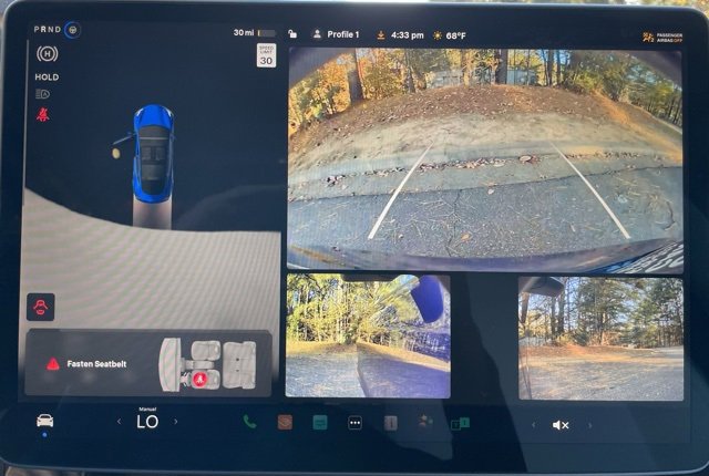 Used 2023 Tesla Model 3 Standard Range image 25